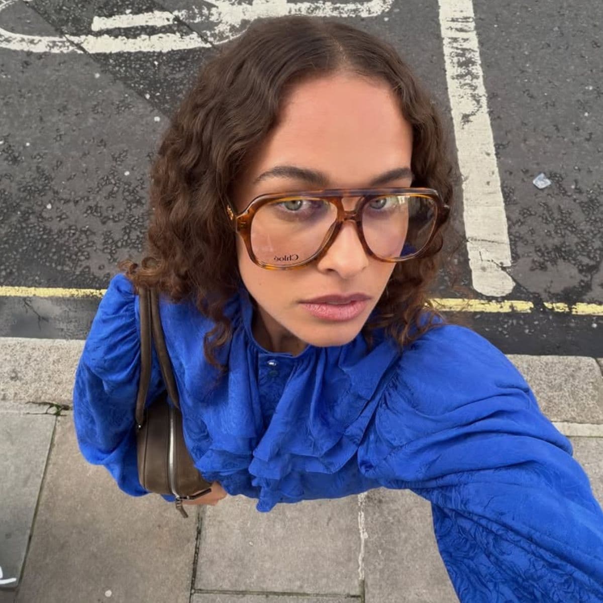  I Think Black Is Boring—Stylish Londoners Are Wearing These 7 Chic Shades Instead 