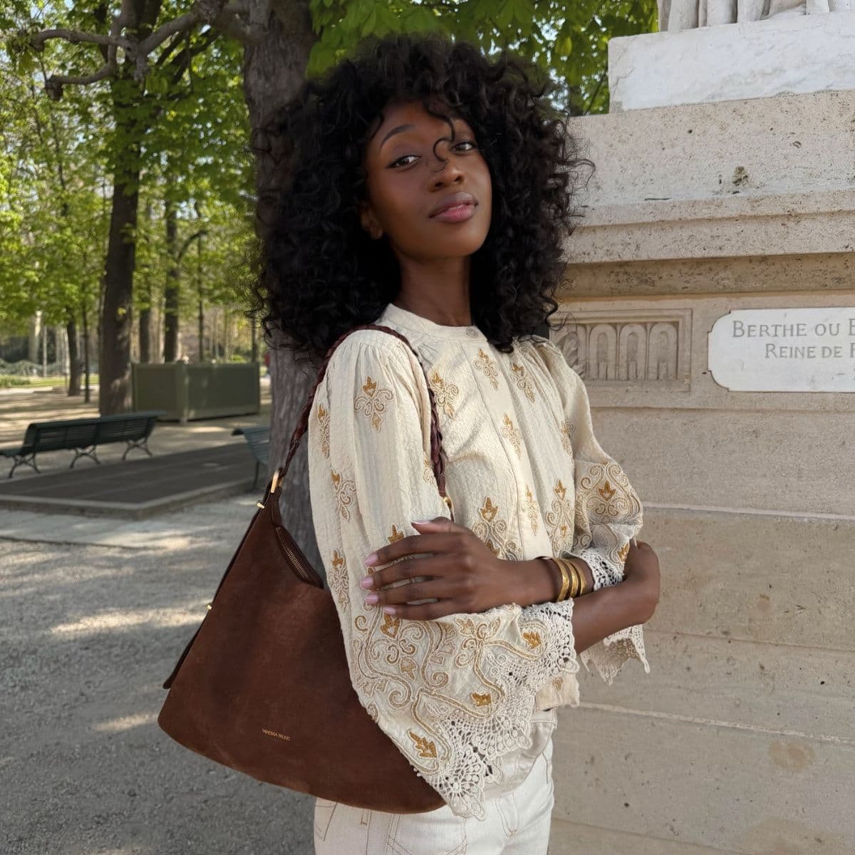  The Elegant Blouse Fashion People Will Be Wearing With Jeans the Entire Spring 